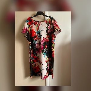 Plus size Floral Print Dress